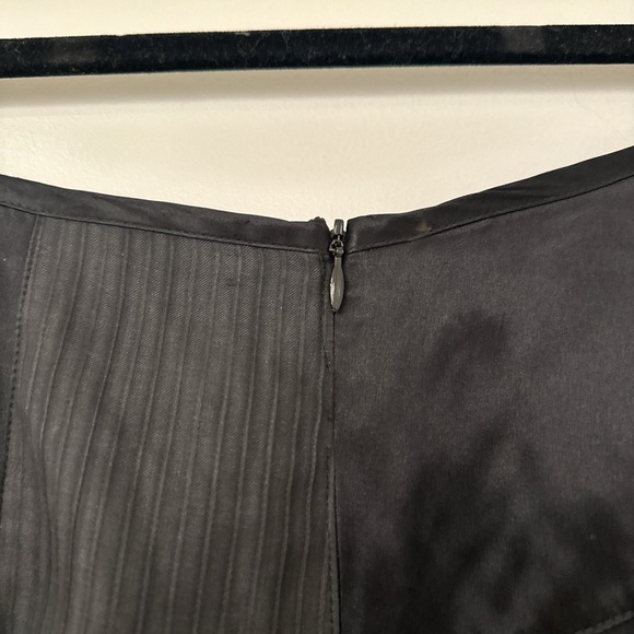 Development by Phillip Lim Textured Mini Skirt - Picture 3 of 7